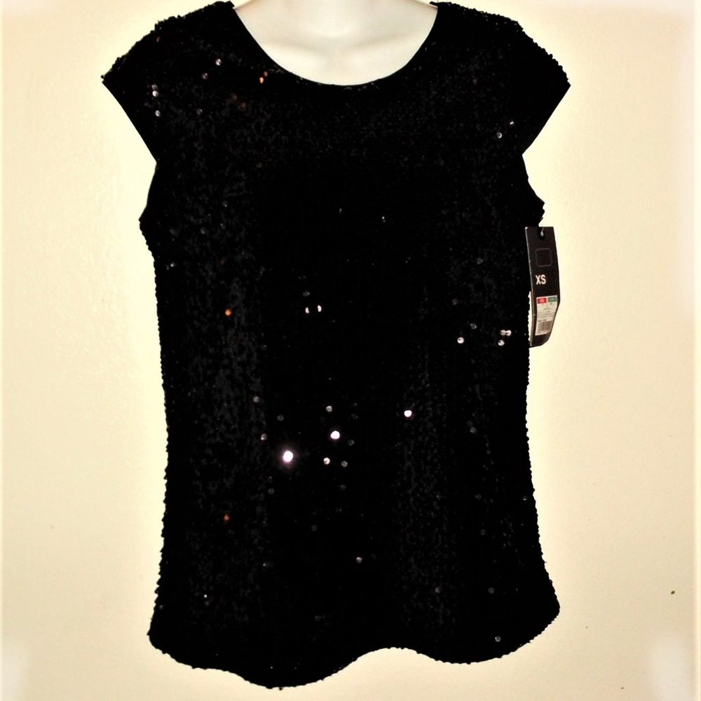 Mossino Brand Holiday Party Black Sequin cap sleeve round neck top size XS